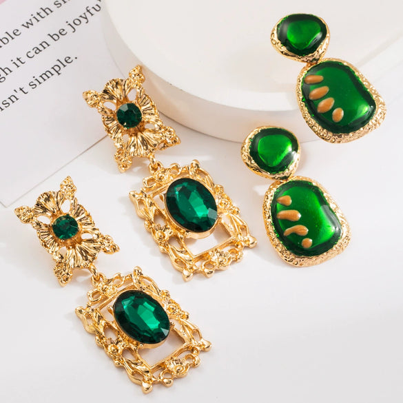 Retro Elegant Exaggerated Flower Earrings With S925 Silver Needle Alloy Resin Material And Diamond Design