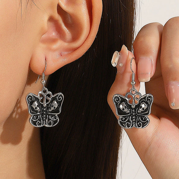 Retro Exaggerated Alloy Earrings With Gothic Horror Skull Heart And Geometric Pattern Electroplated