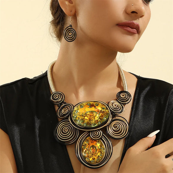 Retro Exaggerated Bohemian Oval Arylic Rope Aluminum Resin Women'S Necklace