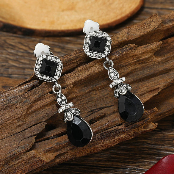 Retro Fashion Alloy Water Drop Clip On Earrings With Diamond Accents Geometric Bohemian Style Women's Jewelry