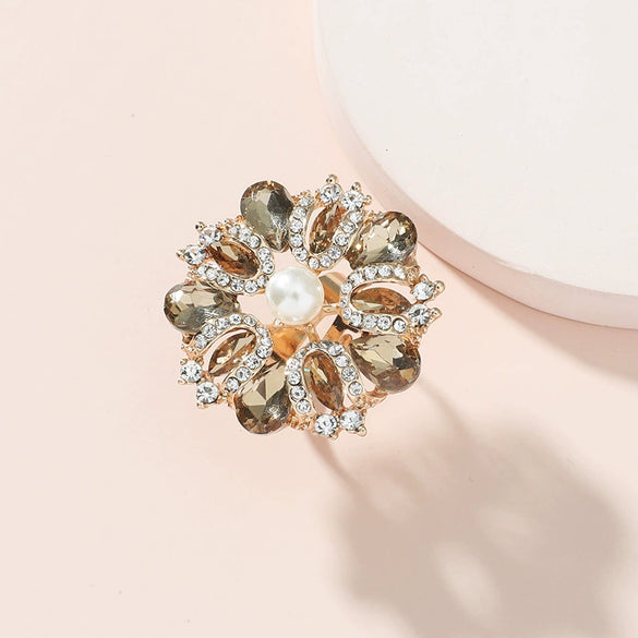 Retro Fashion Exaggerated Adjustable Alloy Flower Ring With Diamond Inlay For Women And Men