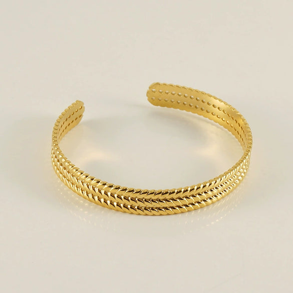 Retro Fashion 316L Stainless Steel Open Cshaped Women's Bracelet With Electroplating Treatment