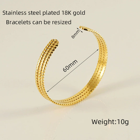 Retro Fashion 316L Stainless Steel Open Cshaped Women's Bracelet With Electroplating Treatment