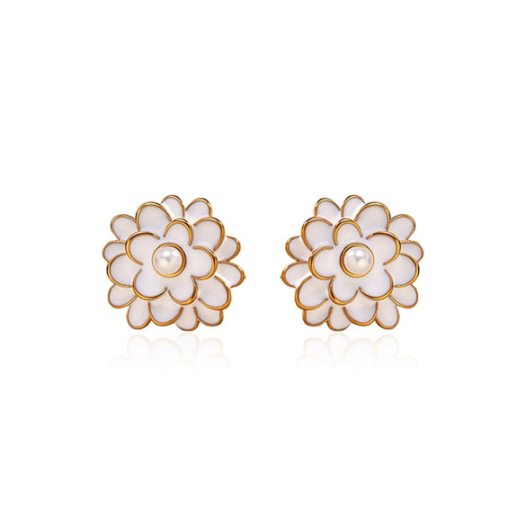Retro Flower Pattern Goldplated Stainless Steel 18K Dripping Oil Inlaid Imitation Pearl Earrings For Women