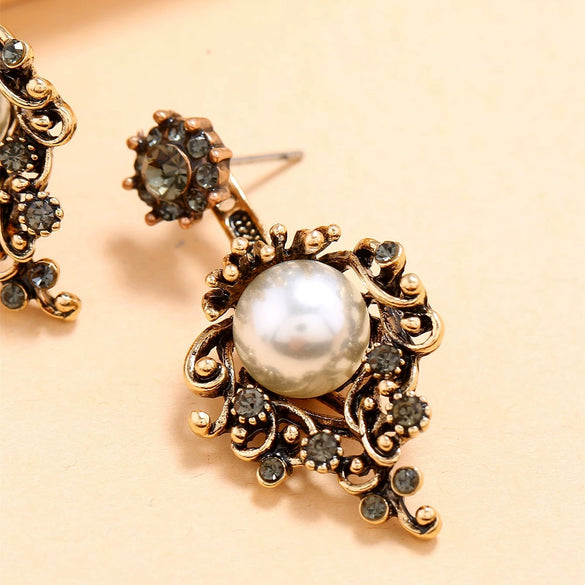 Retro Flower Pearl Rhinestone Alloy Earrings With Electroplated Finish Fashion Wholesale Jewelry