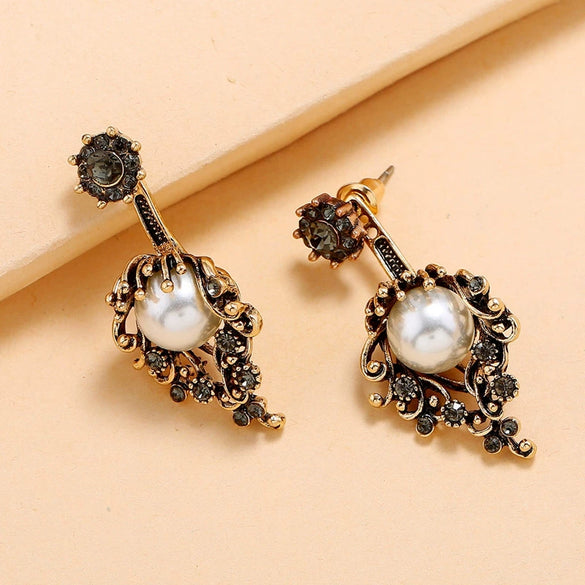 Retro Flower Pearl Rhinestone Alloy Earrings With Electroplated Finish Fashion Wholesale Jewelry