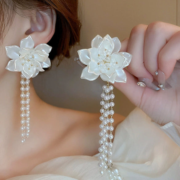 Retro Flower Tassel Pearl U Shaped Earrings For Women Set With Pearls Little Fresh Style