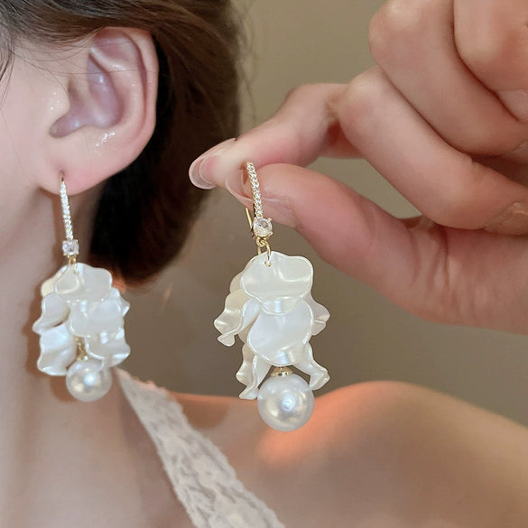 Retro Flower Tassel Pearl U Shaped Earrings For Women Set With Pearls Little Fresh Style