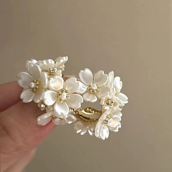 Retro Flower Tassel Pearl U Shaped Earrings For Women Set With Pearls Little Fresh Style