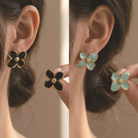 Retro Four Leaf Flower Enamel Stainless Steel Earrings For Women Electroplated Fashion Floral Jewelry Wholesale