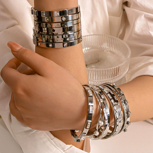 Retro French Literature And Art Style Geometric Zircon Bracelet Stainless Steel With 18K Real Gold Electroplating Non Fading Waterproof Anti Allergy