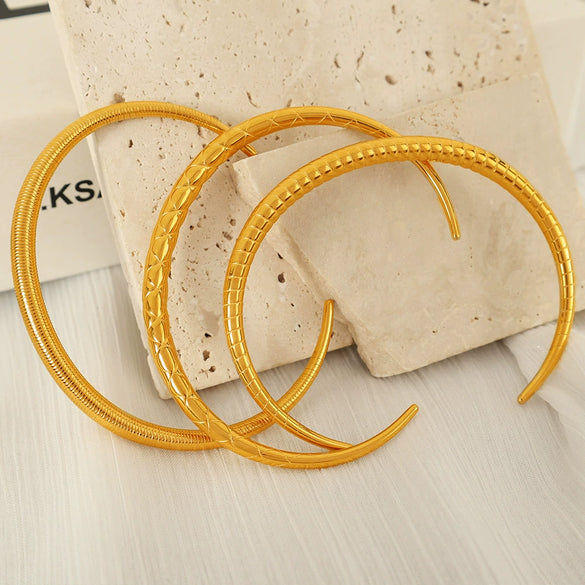 Retro Geometric Hollow Striped 316L Stainless Steel Bracelet Polished And Electroplated