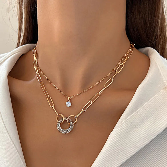 Retro Geometric Lock Imitation Pearl Alloy Inlay Rhinestones Women'S Layered Necklaces 1 Piece