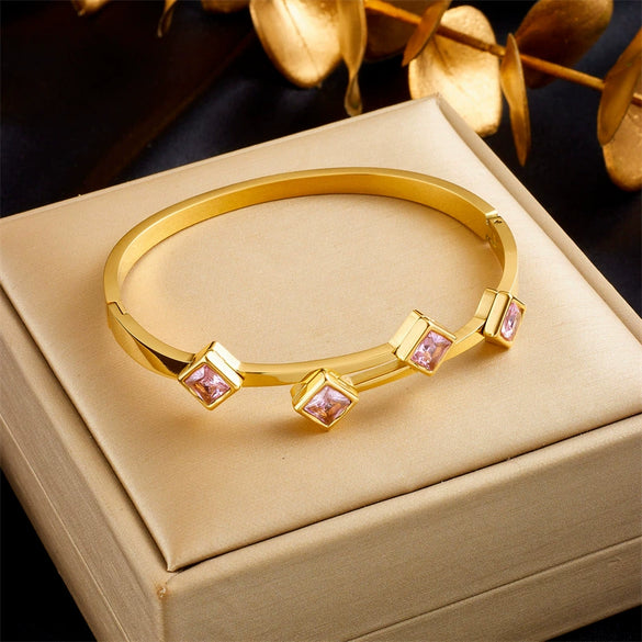 Retro Goldplated Polished Stainless Steel Love Sugar Cube Emerald Women's Jewelry Bracelet