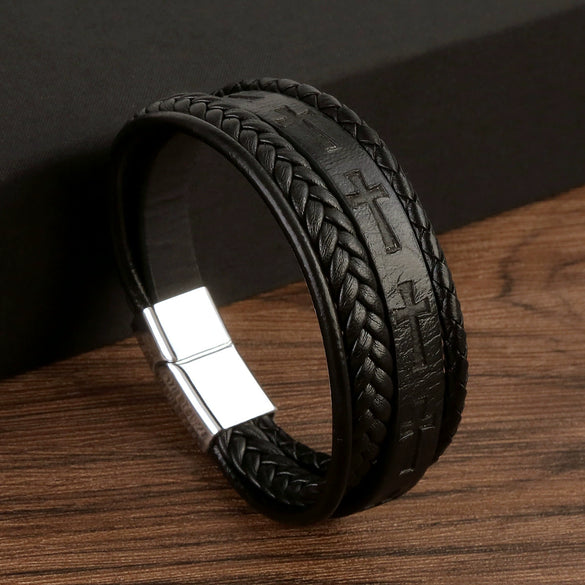 Retro Handmade Leather Braided Bracelets With Alloy Buckle And Electroplating For Men And Women
