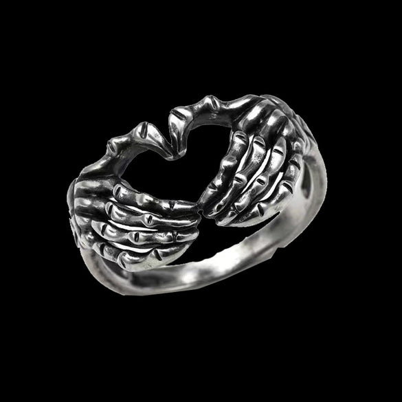 Retro Heartshaped Skull Palm Ring In Polished Stainless Steel Motorcycle Style Jewelry For Women And Unisex Wear