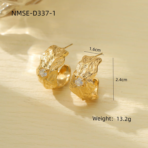 Retro Highend Pleated Stainless Steel Earrings For Women With Diamondencrusted And Electroplating Design