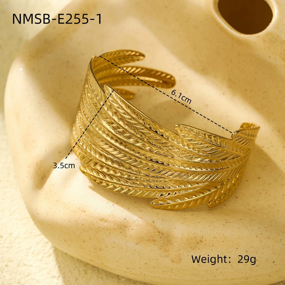 Retro Highgrade Stainless Steel And Titanium Steel Electroplating Bracelet Jewelry