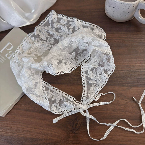 Retro Lace Silk Women's Triangle Headscarf With Floral And Plaid Pattern