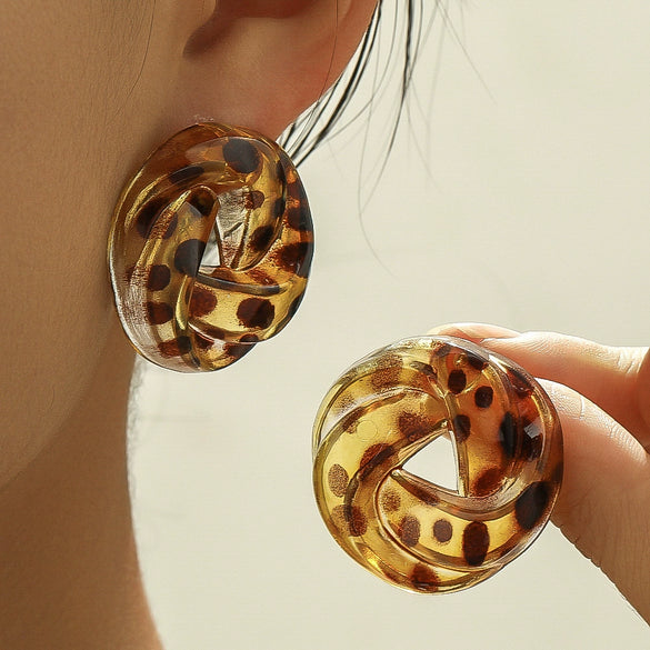 Retro Leopard Print Transparent Resin Twist Stud Earrings For Women Hollow Round Geometric Design With Printing Process