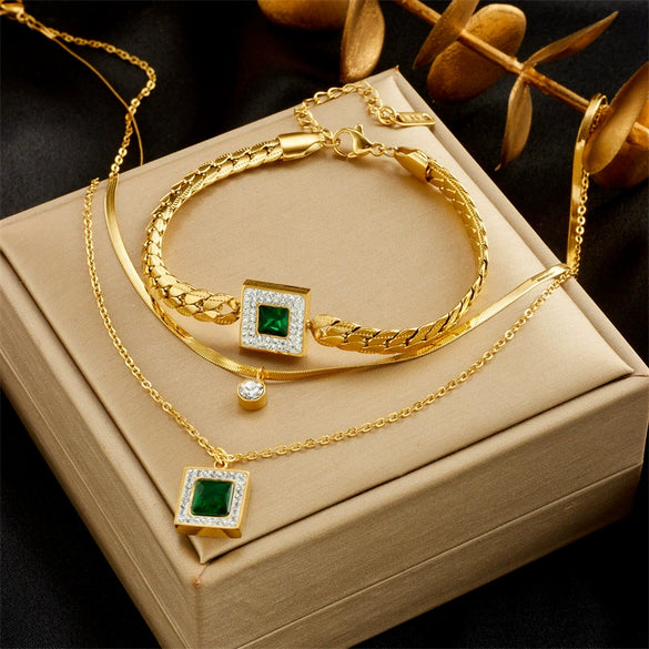 Retro Light Luxury Elegant Simple Square Pendant Necklace And Bracelet Jewelry Suit In Titanium Steel With Electroplating For Women