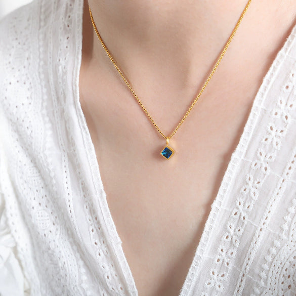 Retro Light Luxury Square Mixed Gem Inlay Multicolor Zircon Pendant 316L Stainless Steel Necklace Jewelry With Electroplating And Geometric Design