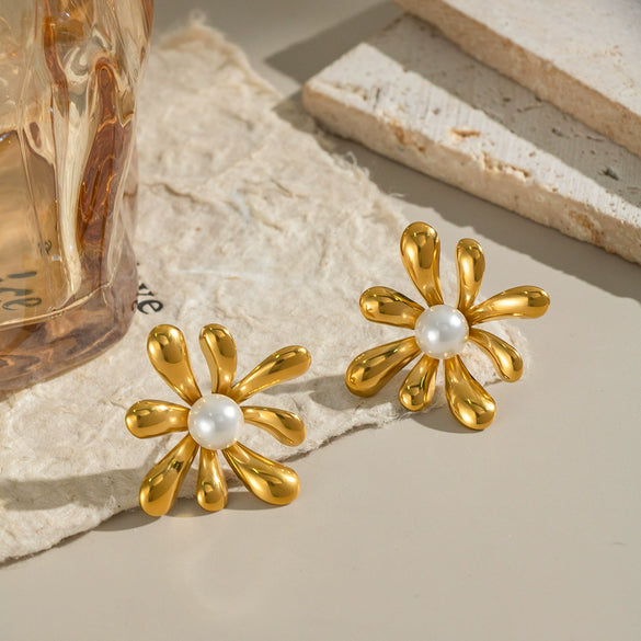 Retro Literary Fresh Flower Pearl Stainless Steel Earrings For Girls Electroplated Waterproof Non Fading Non Allergenic