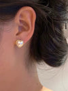 Retro Love Pearl Earrings For Women Zinc Alloy Material With Heart Pattern And Electroplating Process