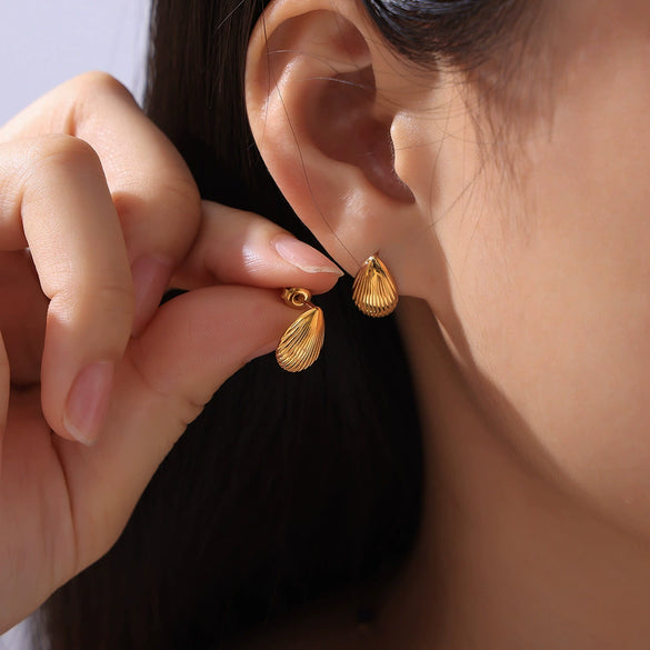 Retro Marine Starfish Shell Pendant Jewelry Set For Women Titanium Steel Electroplated Necklace Earrings Bracelet