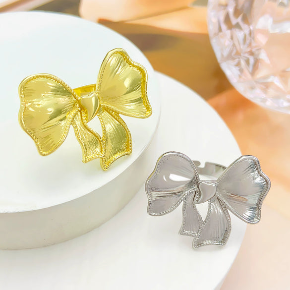Retro Metal Bow Ring With Microinlaid Pink Zircon Electroplated For Women
