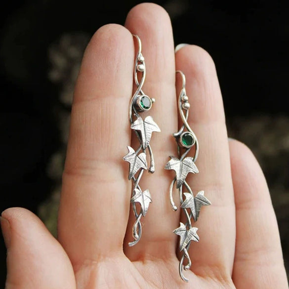 Retro Metal Plant Leaf Vine Diamond Earrings For Women