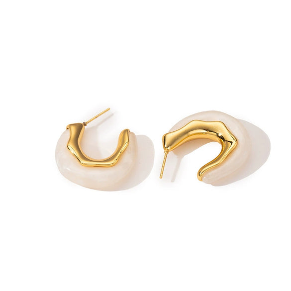 Retro Metallic Amber U Shape Titanium Steel Electroplated Women's Earrings