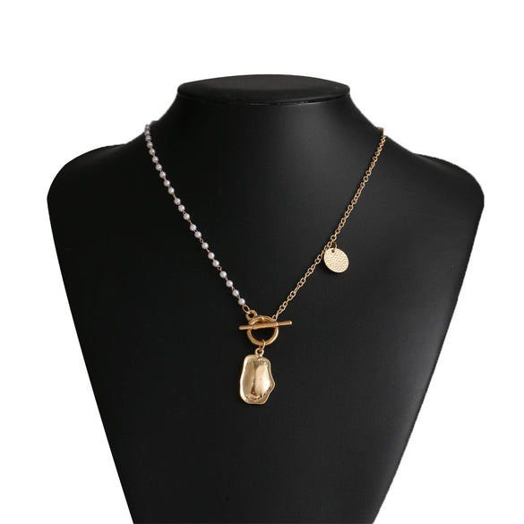 Retro Multi Layer Butterfly Geometric Pearl Diamond Necklace Set For Women Made Of Crystal And Alloy