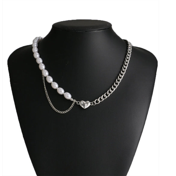 Retro Multi Layer Butterfly Geometric Pearl Diamond Necklace Set For Women Made Of Crystal And Alloy
