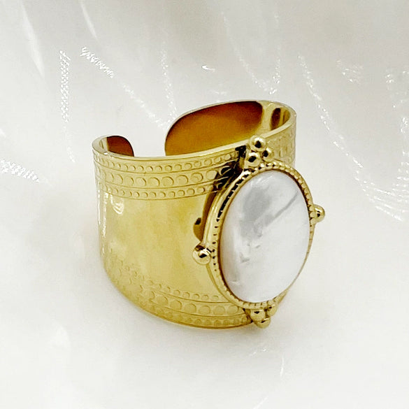 Retro Niche Open Design Oval Fritillaria Stainless Steel Electroplated Embossed Ring