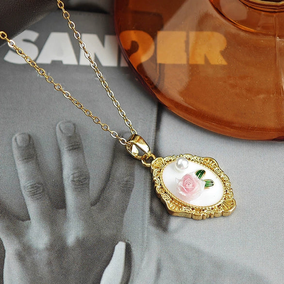 Retro Oval Flower Enamel Pearl Necklace For Women Copper Pendant With Electroplating And Titanium Steel Chain