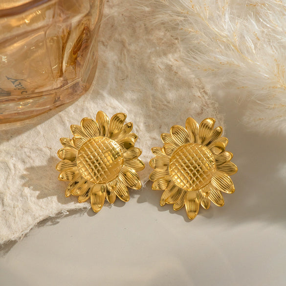 Retro Pastoral Small Fresh Sunflower Geometric Stainless Steel Earrings For Summer Girls With Electroplating