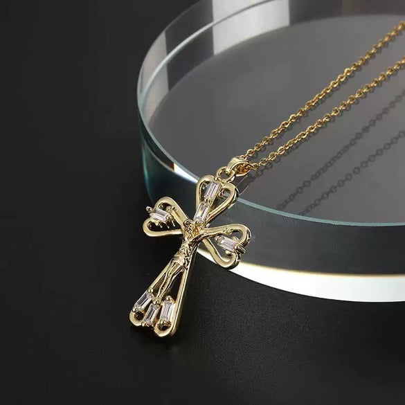 Retro Punk Cross Copper Geometric Pendant Necklace With Electroplating O Subchain For Unisex