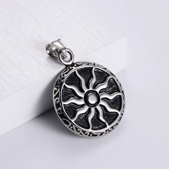 Retro Punk Hip Hop Stainless Steel Sun God Sunflower Doll Pendant Men's Necklace With Electroplating