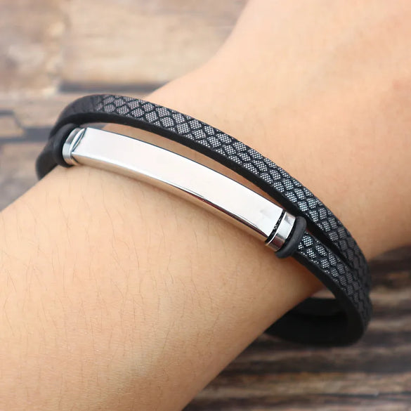 Retro Punk Solid Color 304 Stainless Steel Pu Leather Men'S Bangle Men Cord & Leather Bracelets