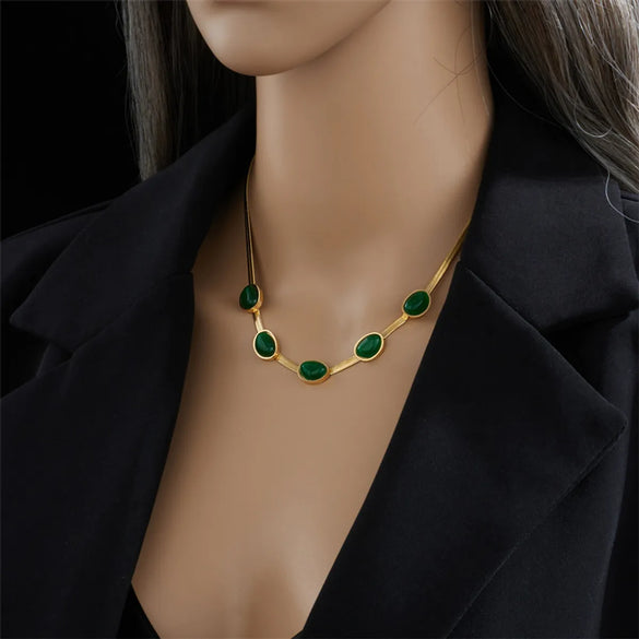 Retro Round Square Titanium Steel Plating Inlay Turquoise Necklace