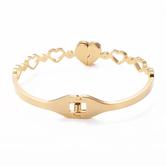 Retro Simple Style Classic Style Heart Shape 304 Stainless Steel Gold Plated Zircon Bangle In Bulk