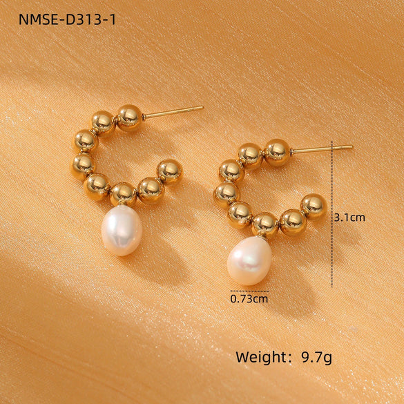 Retro Stainless Steel Heart Earrings With Electroplating Treatment