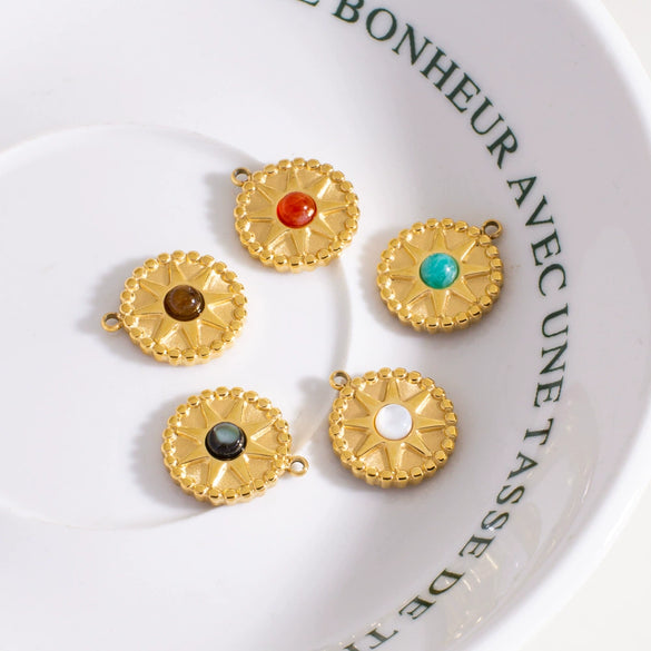 Retro Star Round Stainless Steel Jewelry Pendant Inlaid With Natural Stone Vacuum In Furnace Electroplating