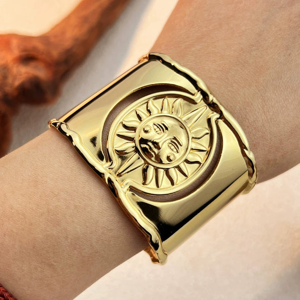 Retro Style Stainless Steel Electroplated Bracelet