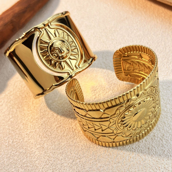 Retro Style Stainless Steel Electroplated Bracelet