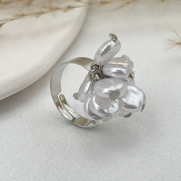 Ring Metal Imitation Pearl Ruffled Feather Flower Leaf Electroplated Style