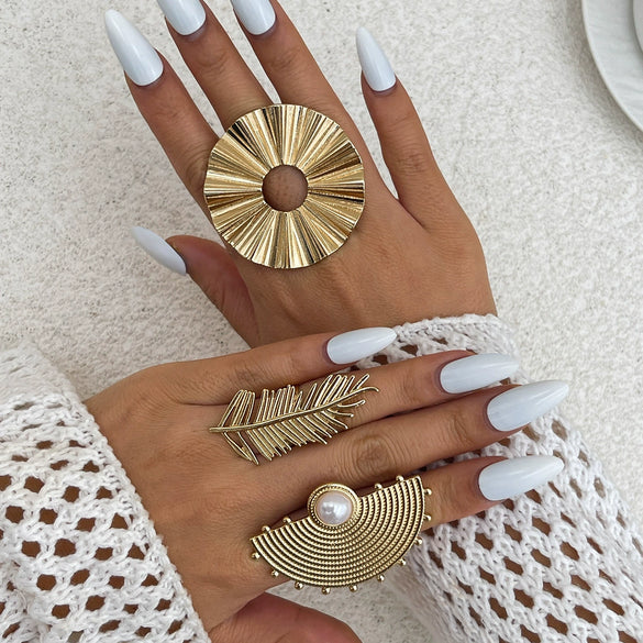 Ring Metal Imitation Pearl Ruffled Feather Flower Leaf Electroplated Style