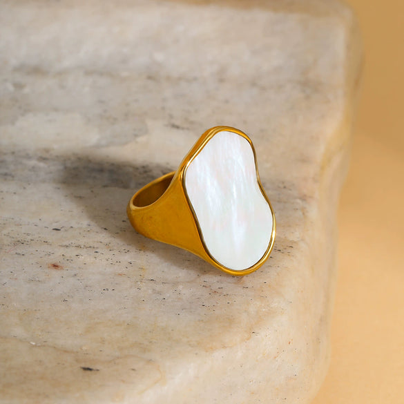 Ring Motherofpearl Titanium Steel Light Luxury Geometric Electroplated 18K Gold Nonfading