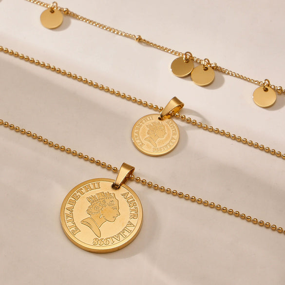 Round Medal Queen Portrait Multilayer Clavicle Necklace In Stainless Steel And Titanium Steel With Electroplating For Women Geometric Style